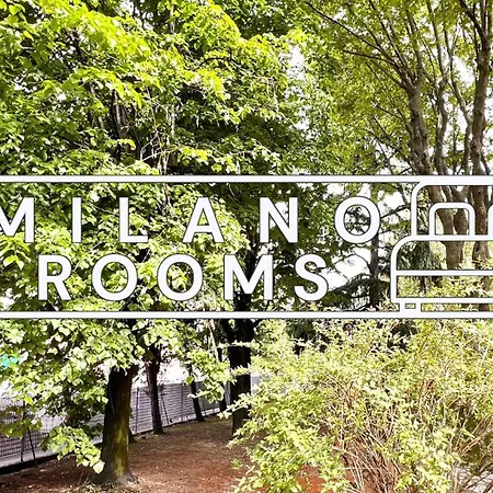 -Camera 04 Doppia O Mini Tripla Con Bagno- Milanorooms Viale Ungheria ベッド・アンド・ブレックファスト